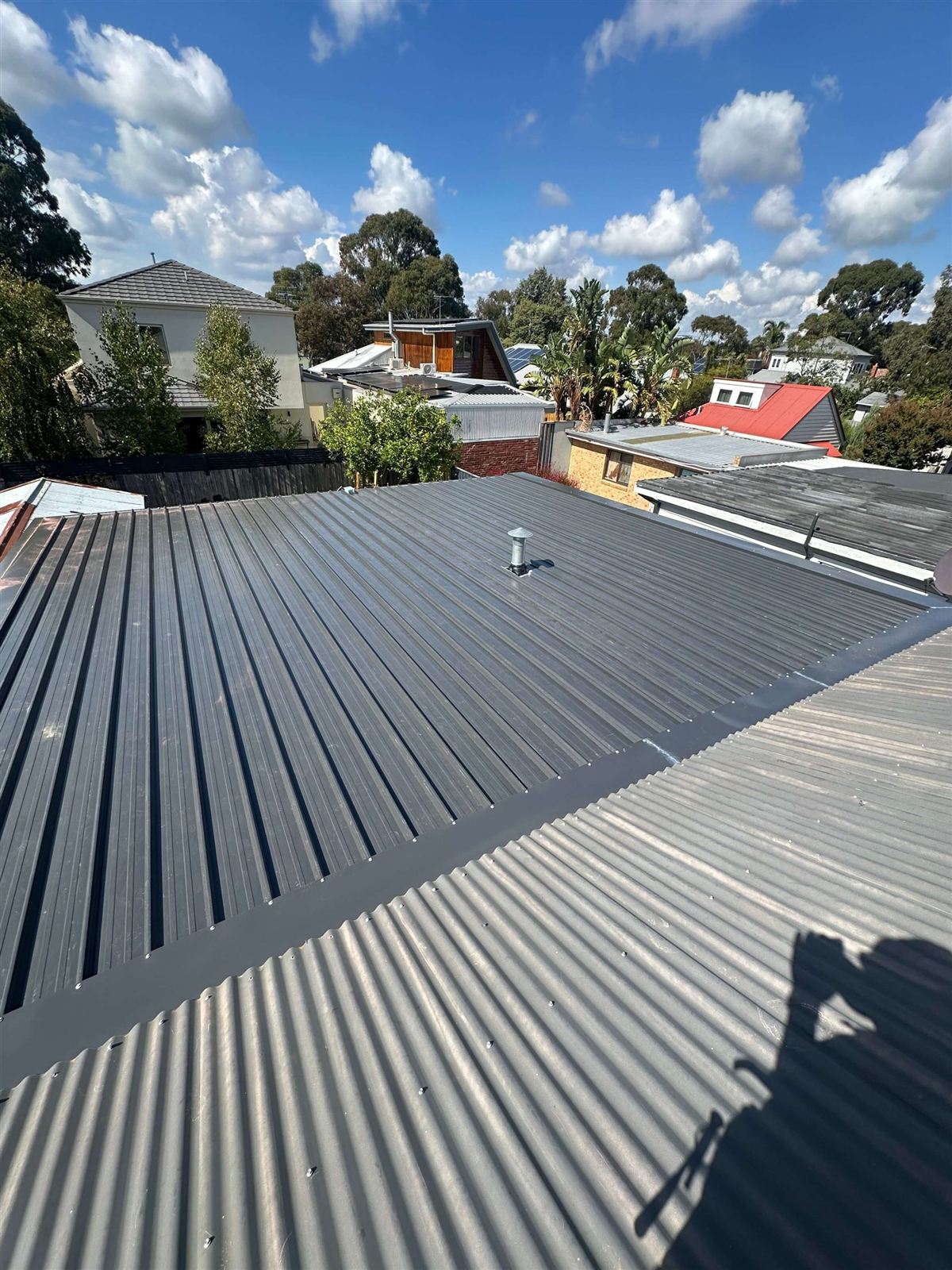 Roofs in Northern Territory, tile and metal roofing